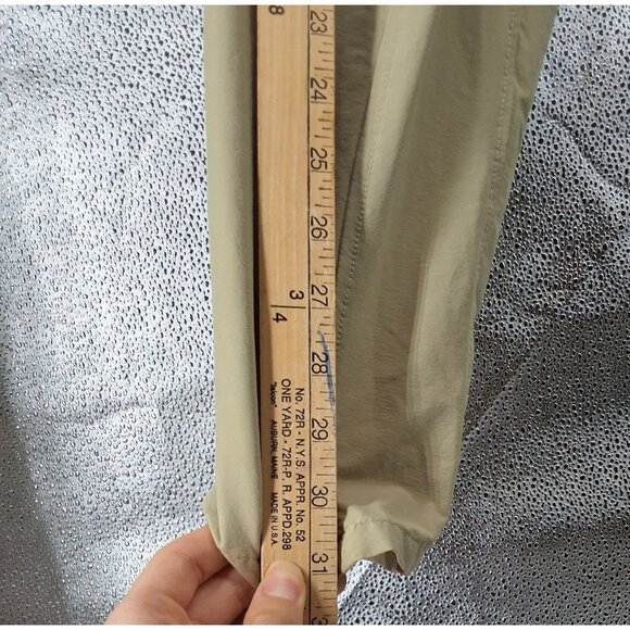 Patagonia Lightweight Hiking Pants Size 33 With Zip Pocket & Button Closure - Picture 7 of 8